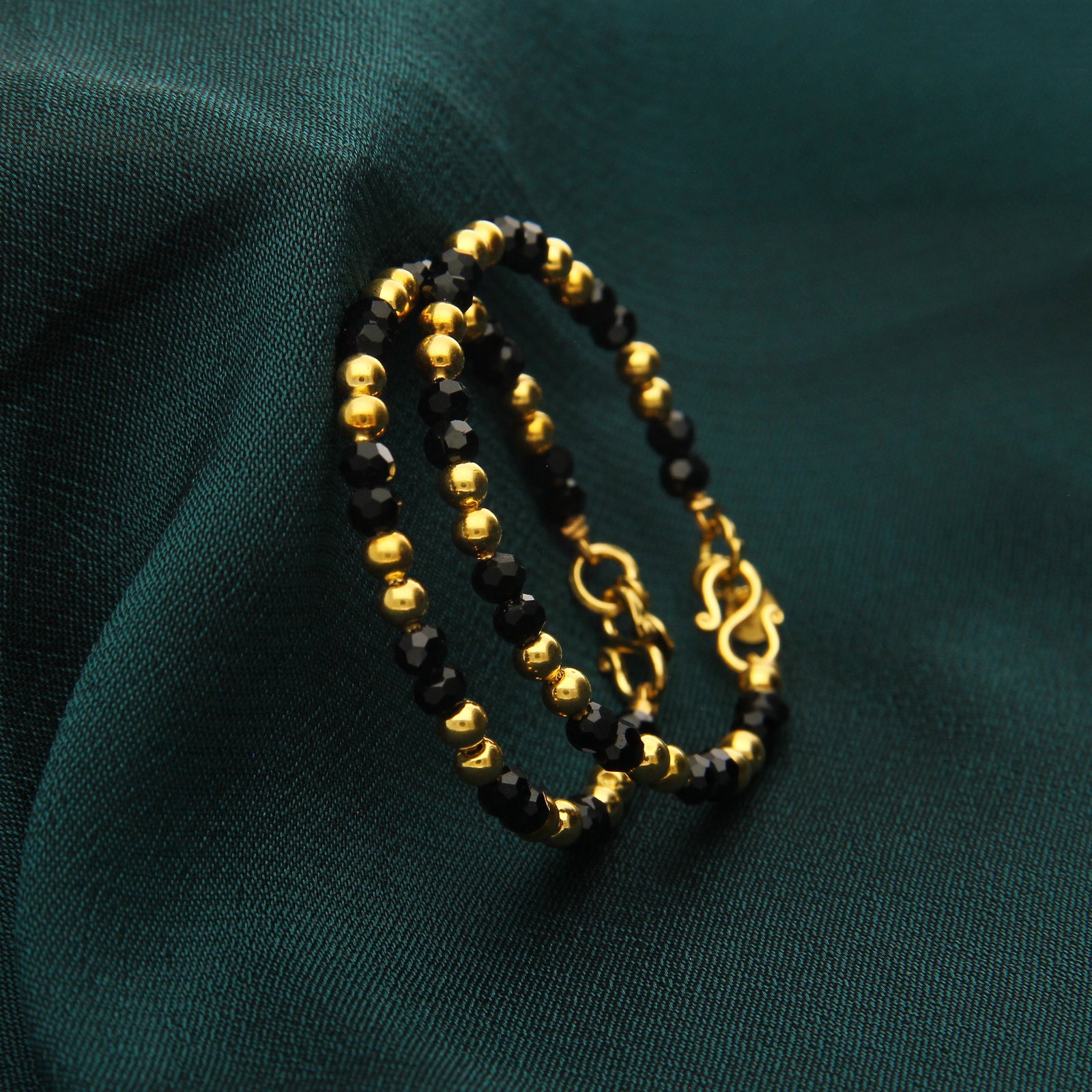 BLACK BEADS BABY BANGLE